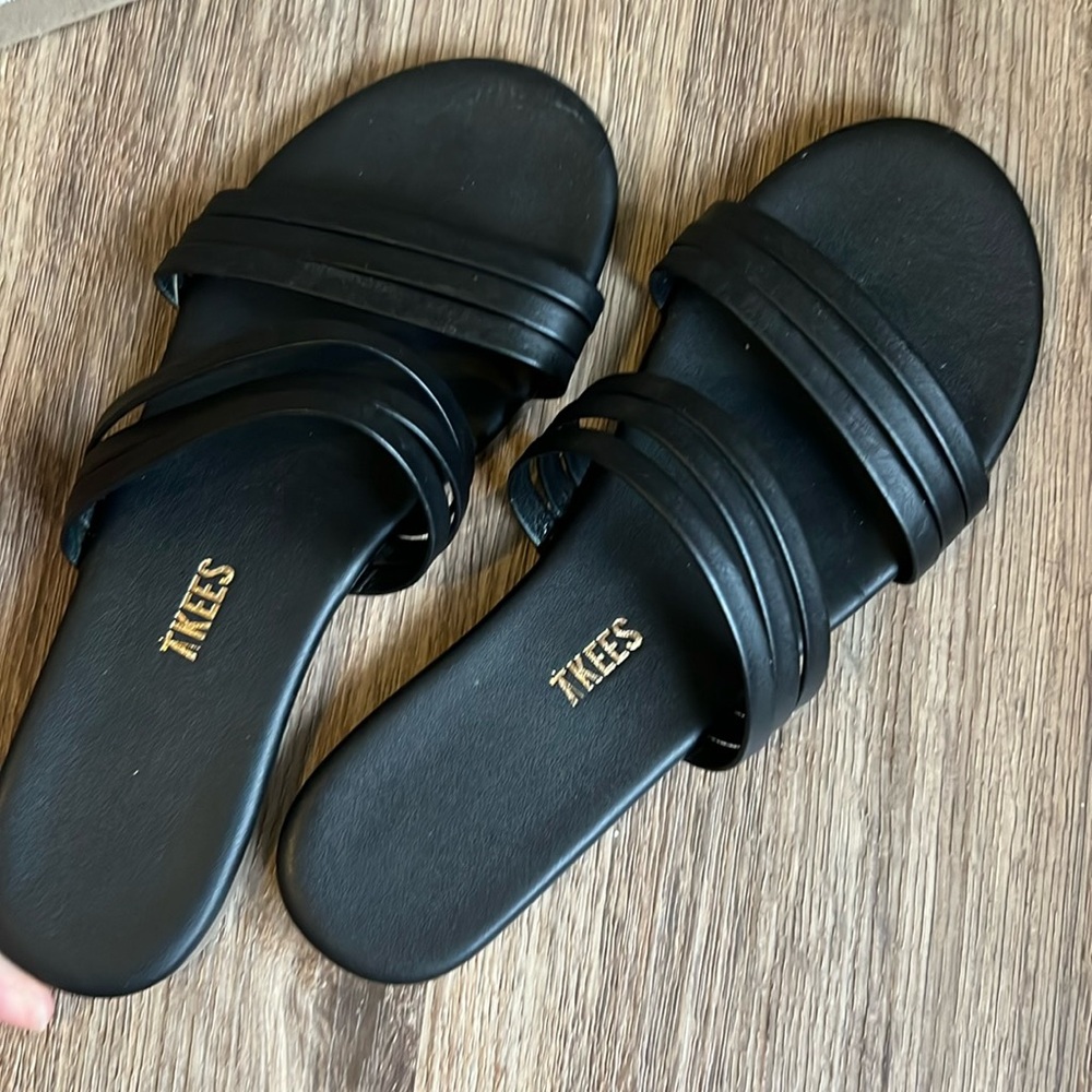 Tkees black sandals - never been worn
